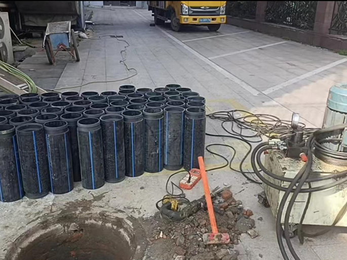 香洲PE置换管厂家 DN315置换管 非开挖管短管置换